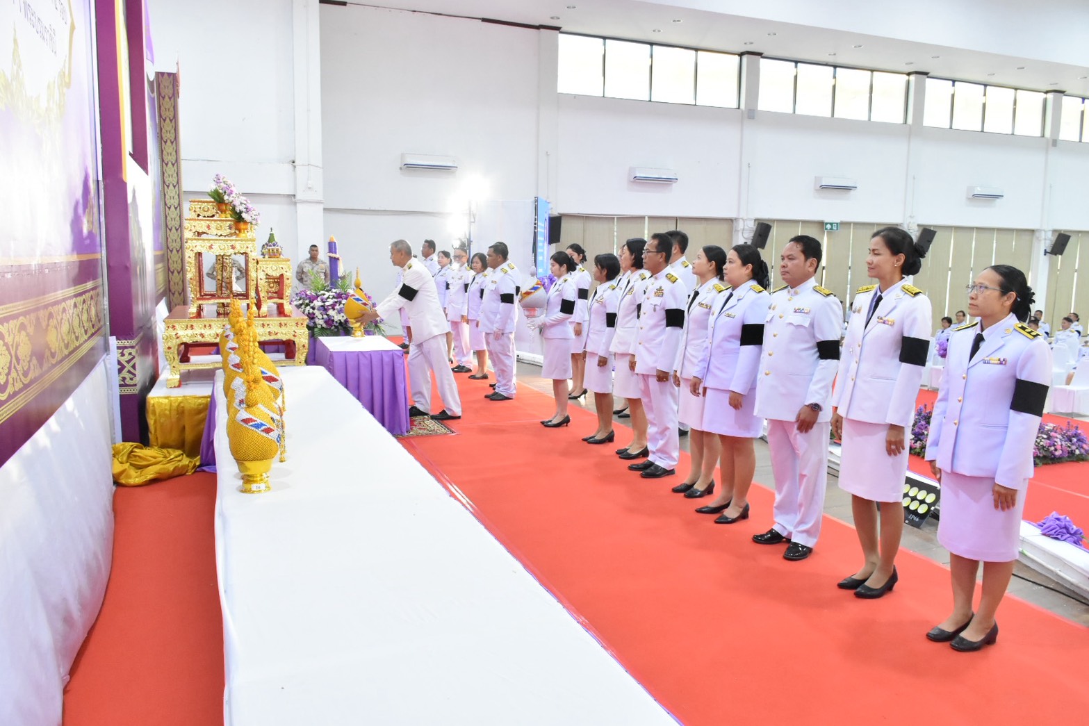 title - ส.ป.ก.อำนาจเจริญ ร่วมพิธีลงนามถวายพระพรชัยมงคล เจริญพระพุทธมนต์และทำบุญตักบาตร ถวายเป็นพระราชกุศล เนื่องในโอกาสวันเฉลิมพระชนมพรรษา สมเด็จพระนางเจ้าฯ พระบรมราชินี 